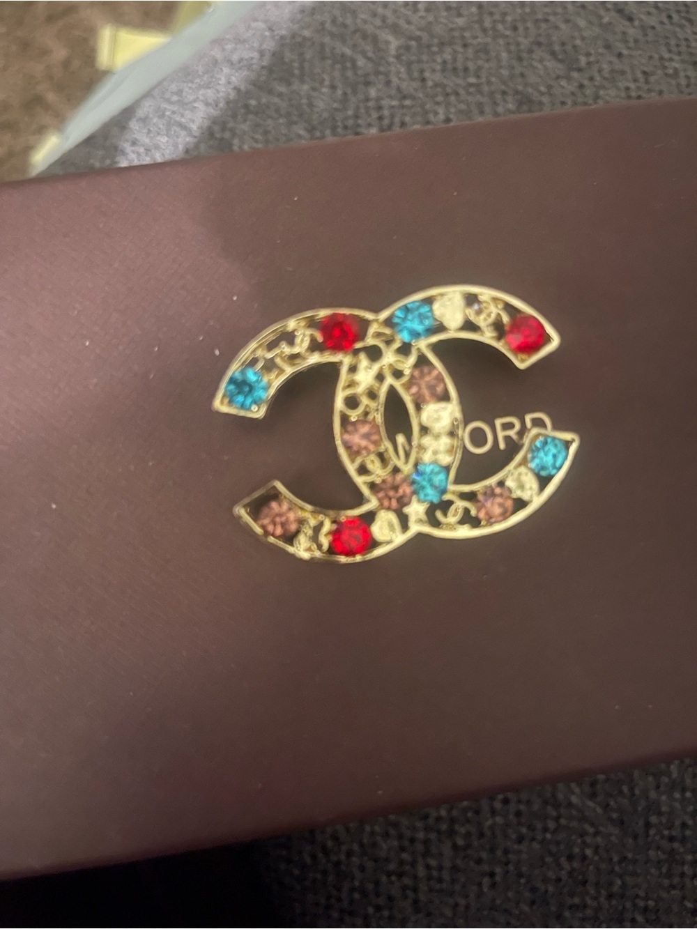 Cute fashion brooch